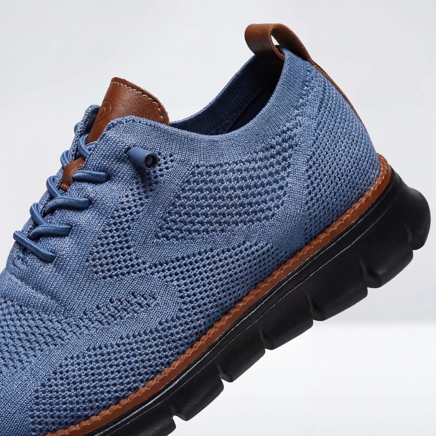 ブラックアウトシューズ - 限定版 